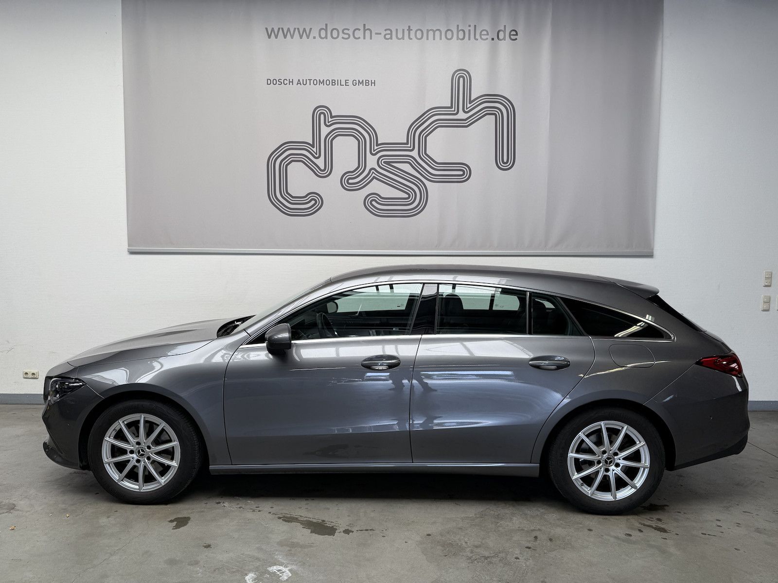 MERCEDES-BENZ CLA 220 Shooting Brake /NAVI/LED/AHK/