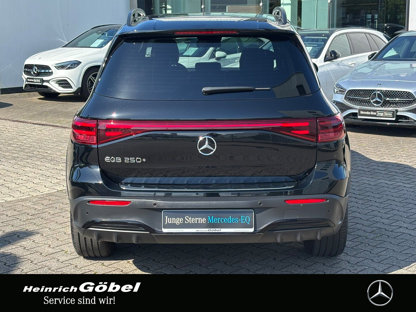 Fahrzeugabbildung Mercedes-Benz EQB 250+ AMG*FAP*360°KAM*HUD*BURMESTER*AMBIENTEB