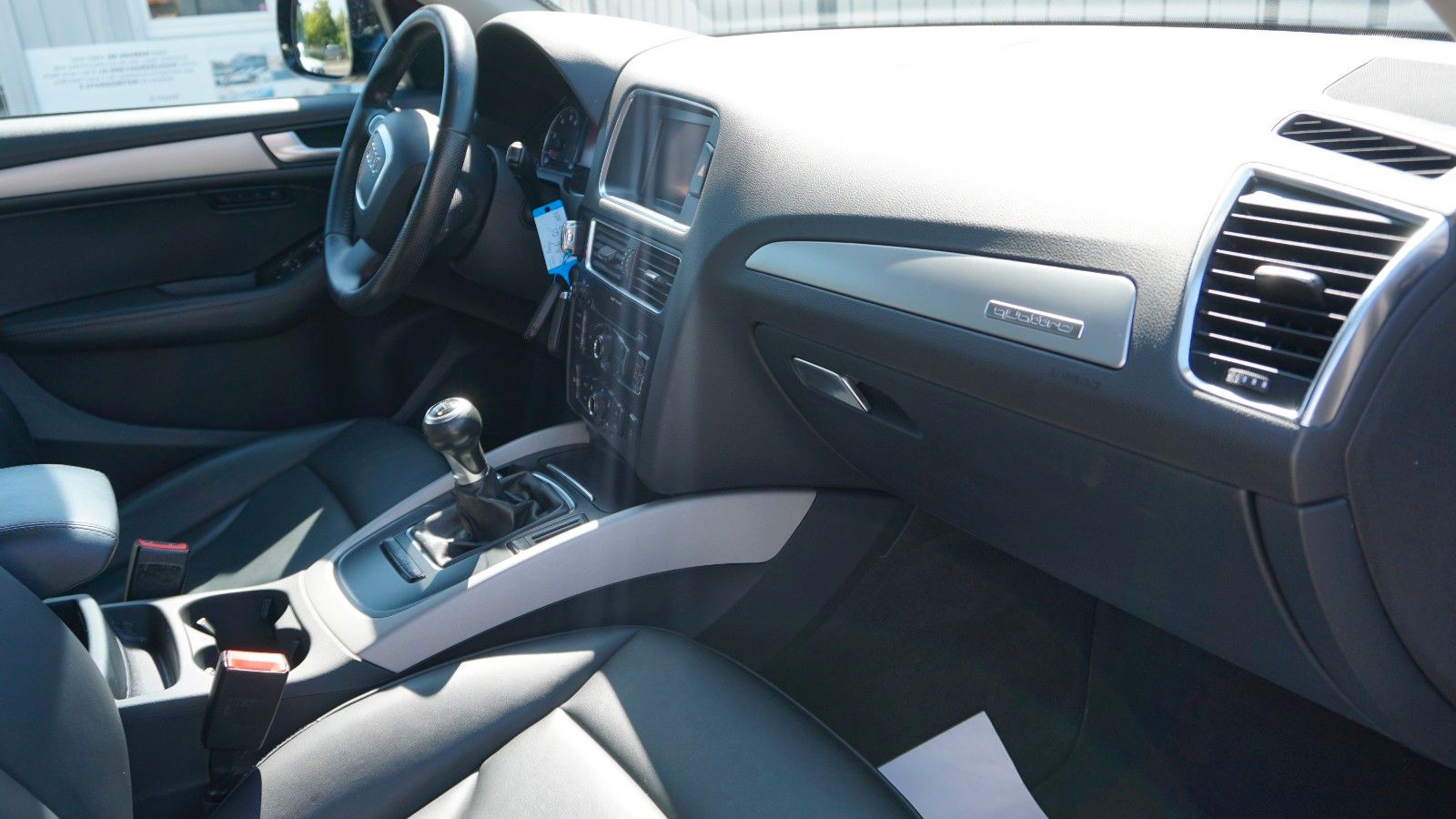 Fahrzeugabbildung Audi Q5 2.0 TFSI  quattro, Leder, SHZ, 8 fach bereift