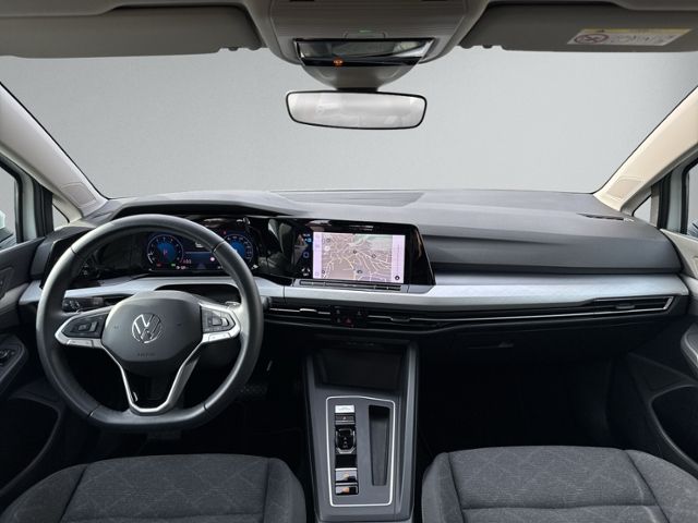 Golf VIII 1.5 eTSI DSG KAMERA+LED+NAVI+ACC+SIHZ+