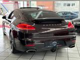Porsche Panamera BOSE*TURBO*MEMORY*CHRONO*CAM*AHK* - Porsche: Turbo