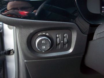 Bild 12 Opel Corsa F 1.2 SHZ LHZ LED PDC+Kam Klimaauto Navi