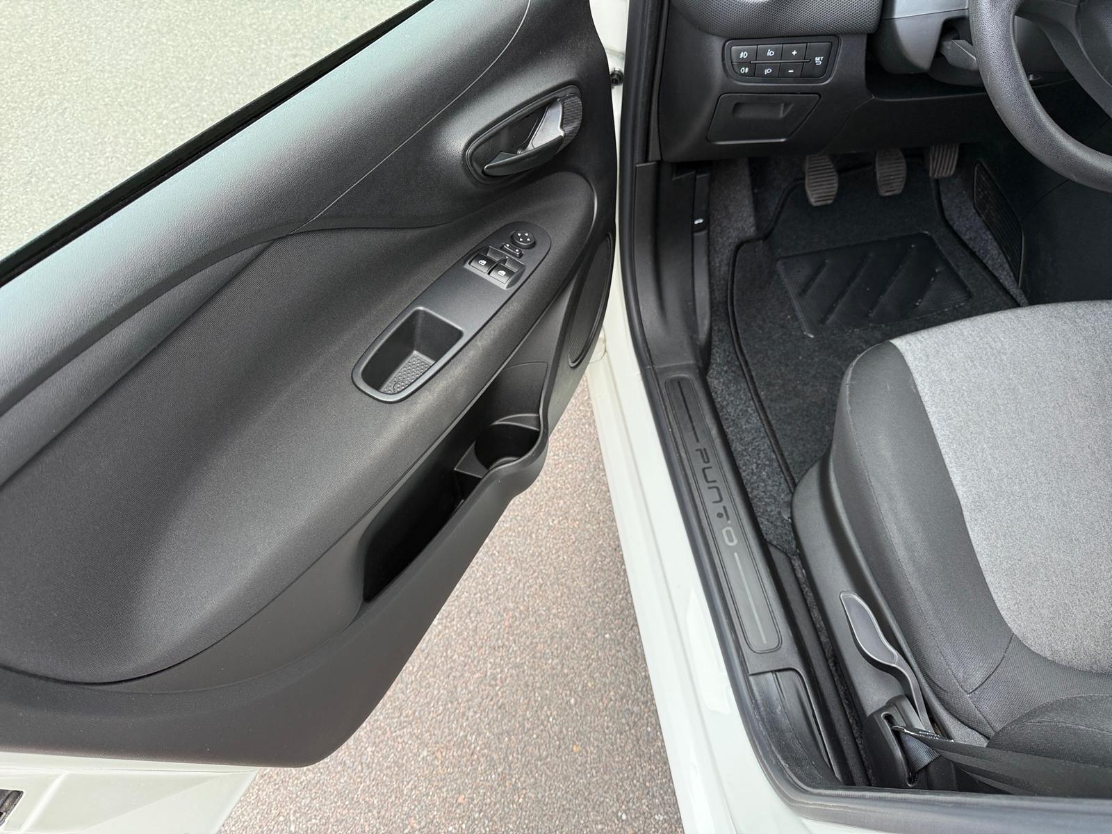 Fiat Punto 1.2 Young Klima Tagfahrlicht
