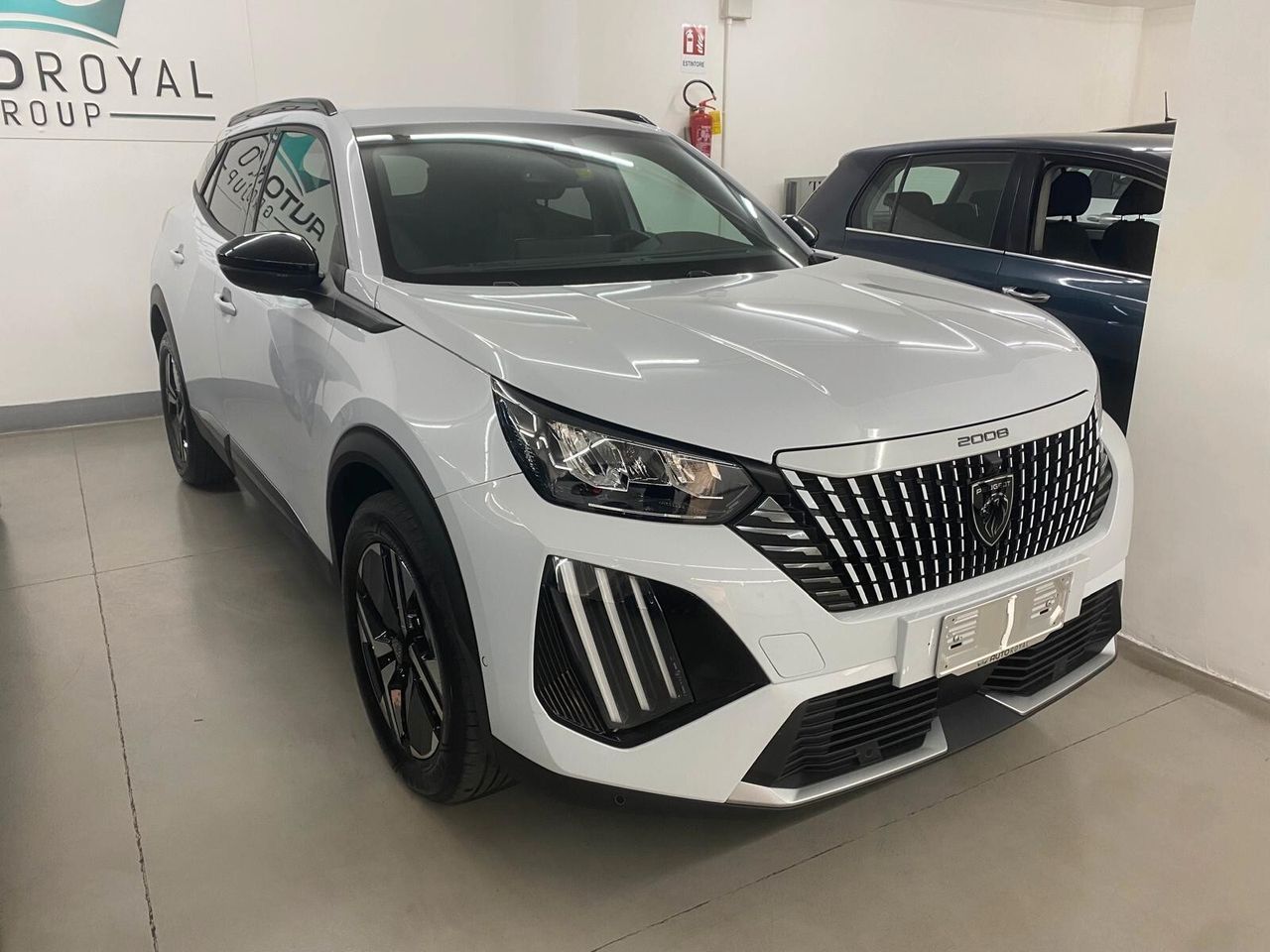 Peugeot 2008 PureTech 100 S&S Allure imagem 2
