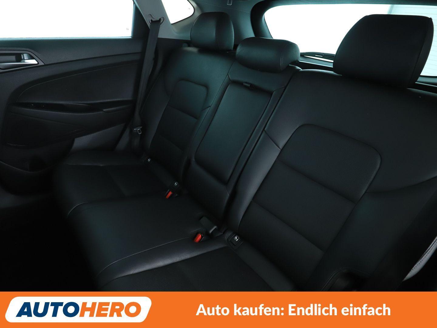 Hyundai Tucson 2.0 CRDi Premium 4WD Aut*NAVI*TEMPO*CAM*