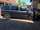 Lancia Voyager  Platinum (Höchste Ausstattung) mit Bass - Lancia Voyager aus 2013