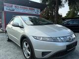 Honda Civic Lim. 5-trg. 1.4 Comfort NEU TÜV - Honda Civic aus 2008 mit Benzin-Antrieb