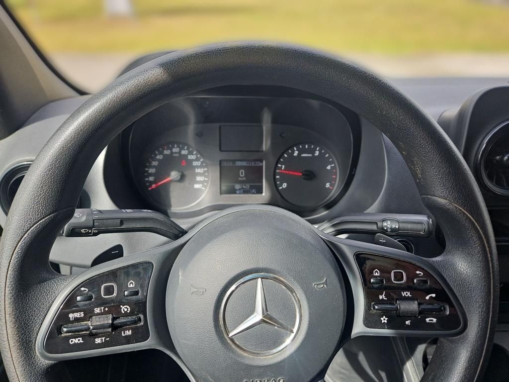 Fahrzeugabbildung Mercedes-Benz Sprinter 317 Mixto L3H2 5 Sitze 3,5t AHK 2x STHZ