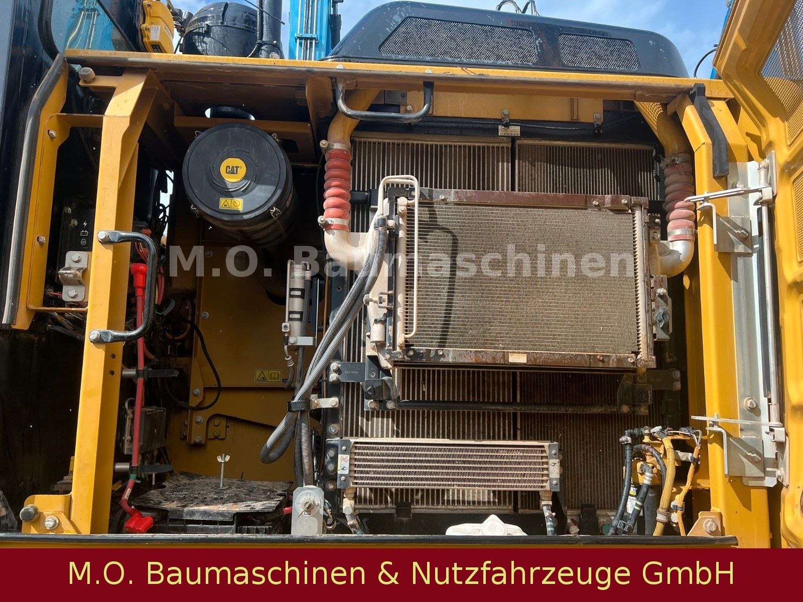 Fahrzeugabbildung CAT 323 EL /Trimble 3 D  VSA / Oilquick OQ 70/55