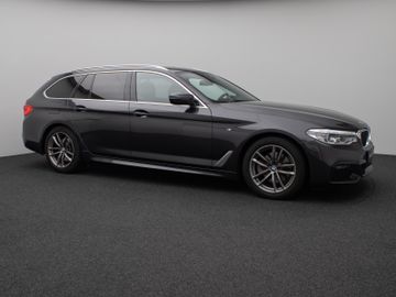 Fahrzeugabbildung BMW 520d xDr Tour HUD DAB Komfortzugang HI-FI