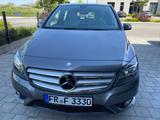 Mercedes-Benz B 200 Top gepflegt, unfallfrei, 2 Vorbesitzer - Mercedes-Benz B 200 Gebrauchtwagen in Freiburg