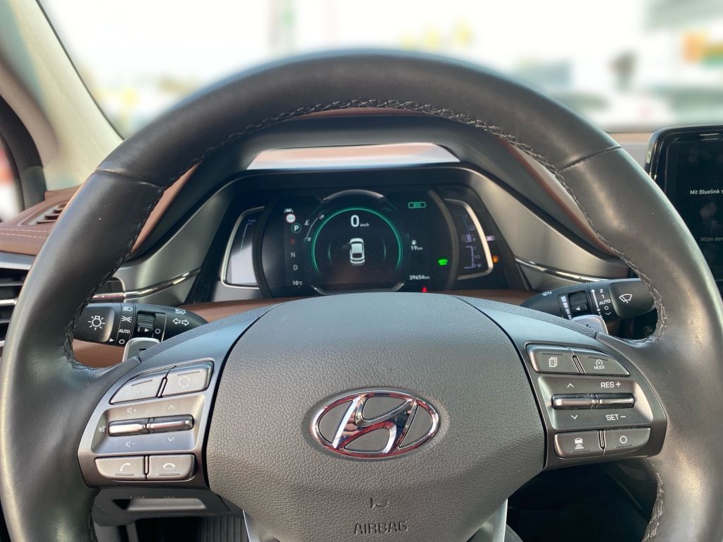 Fahrzeugabbildung Hyundai IONIQ Plug-in-Hybrid 1.6 GDI Prime