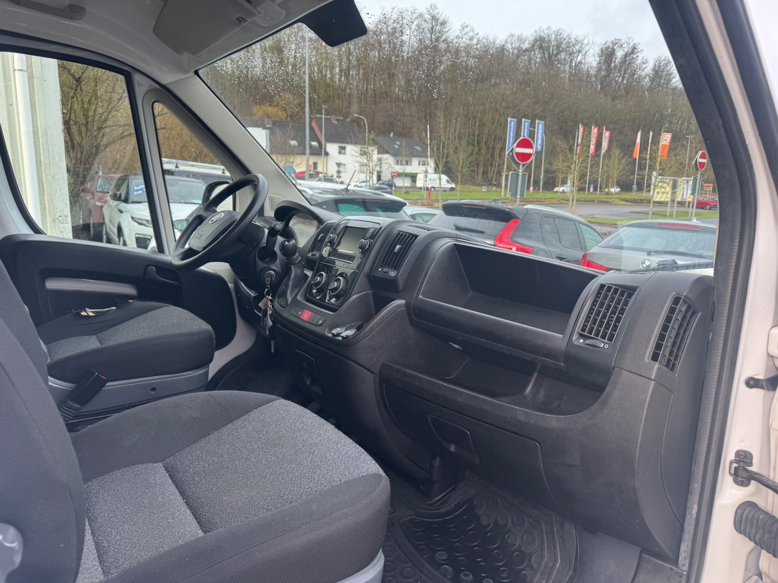 Fahrzeugabbildung Fiat Ducato 2.3 35 L2H2 Klima+Kamera
