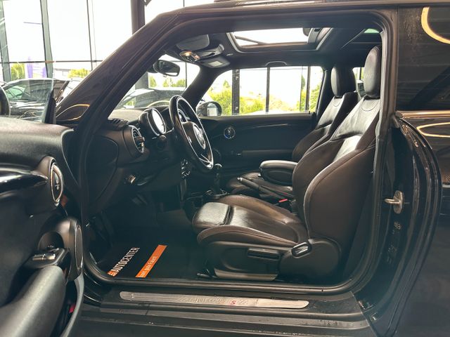 MYAUTOCENTER – Gebraucht- und Jahreswagen mit Werkstattservice in Pfaffenhofen MINI COOPER_SD *PANO*TEMPO*PDC*2-ZONEN*SPORT*