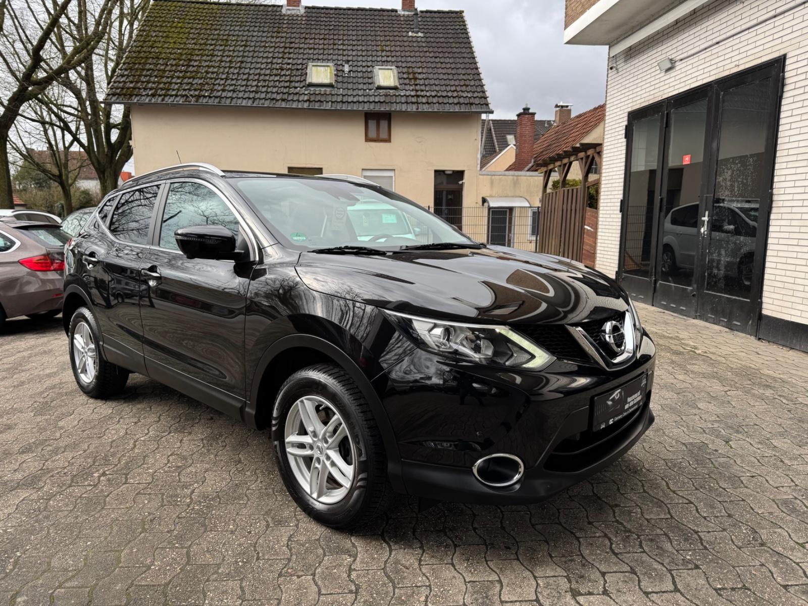 Nissan Qashqai Tekna 1.6 B.Navi+360°-Kamera+Panorama.