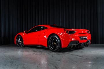 صورة 6 لـ 2017 Ferrari 488 GTB