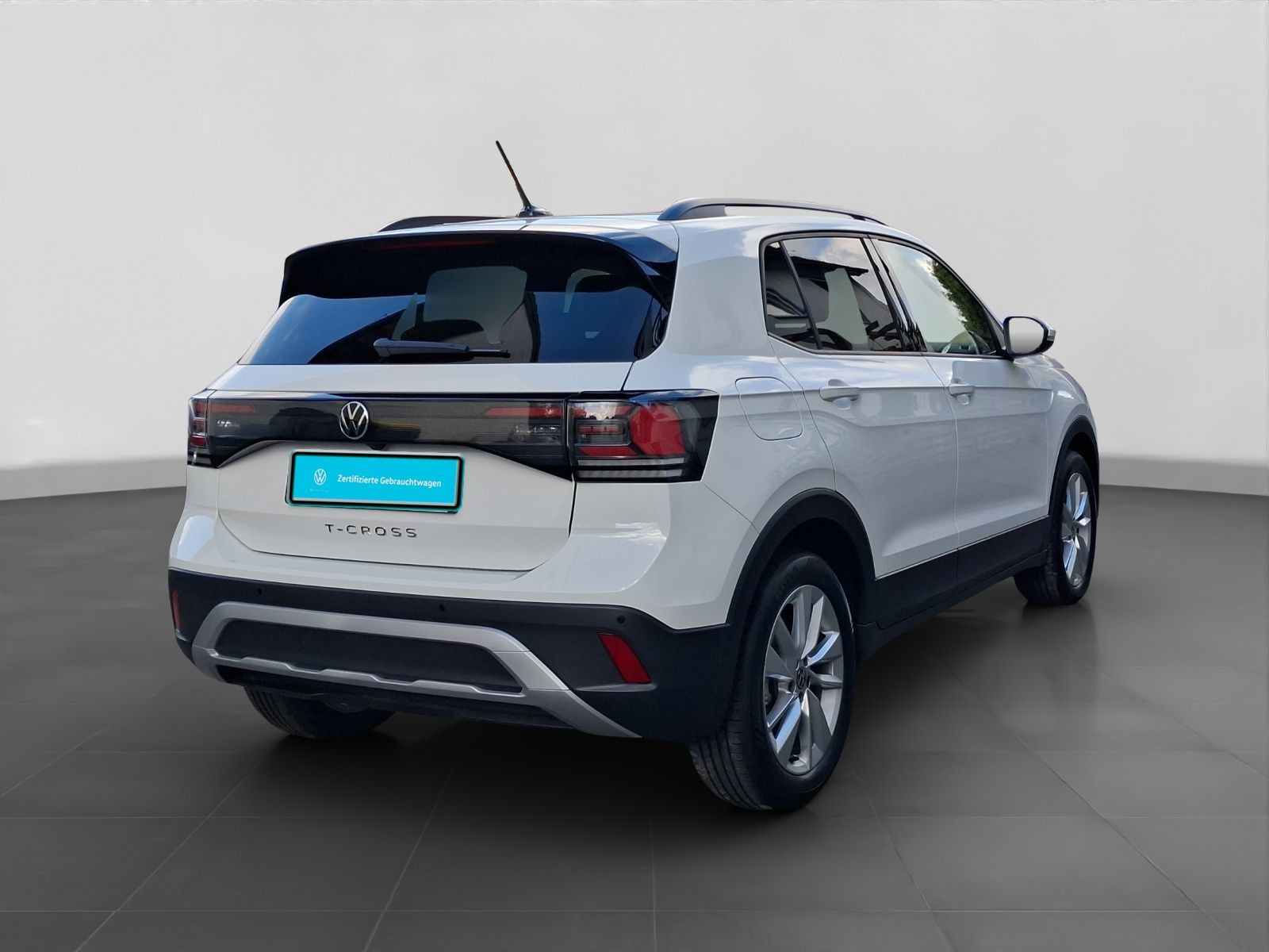 Volkswagen T-Cross 1.0 TSI DSG LIFE LM17 KAMERA SITZHZ ACC foto 3