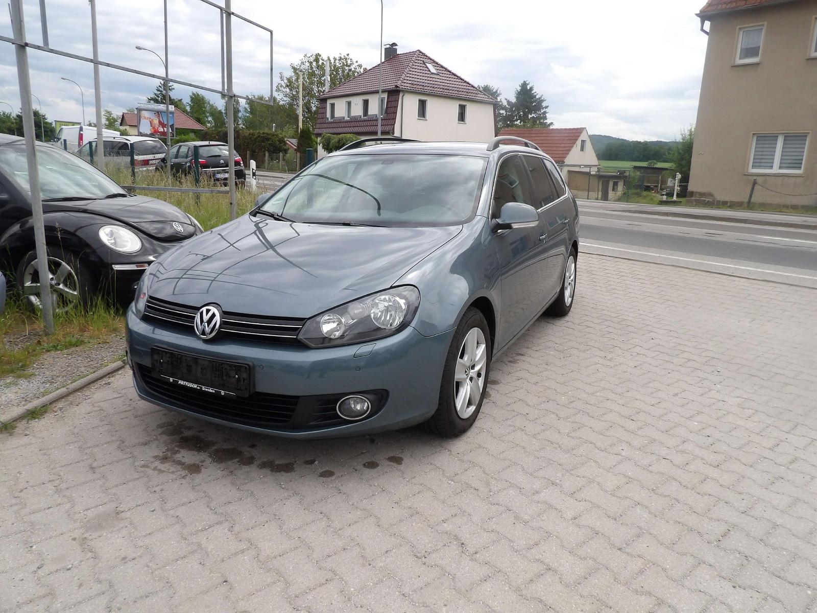 Volkswagen Golf Variant Comfortline PDC Klima Sitzheiz. HU 