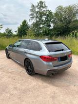 BMW 530i Touring - M Paket - 19 Zoll - BluestoneMet. - BMW 530: 530i M Paket
