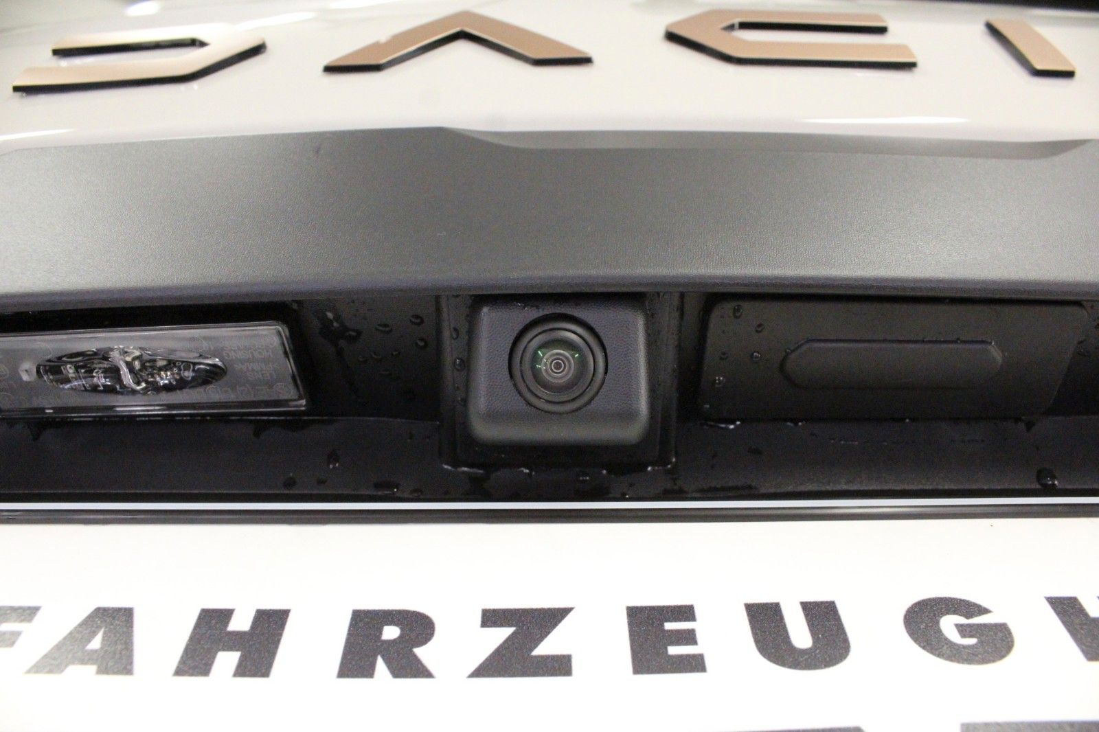 Fahrzeugabbildung Dacia Jogger Hybrid 155 Extreme 5-Sitzer MY 2026