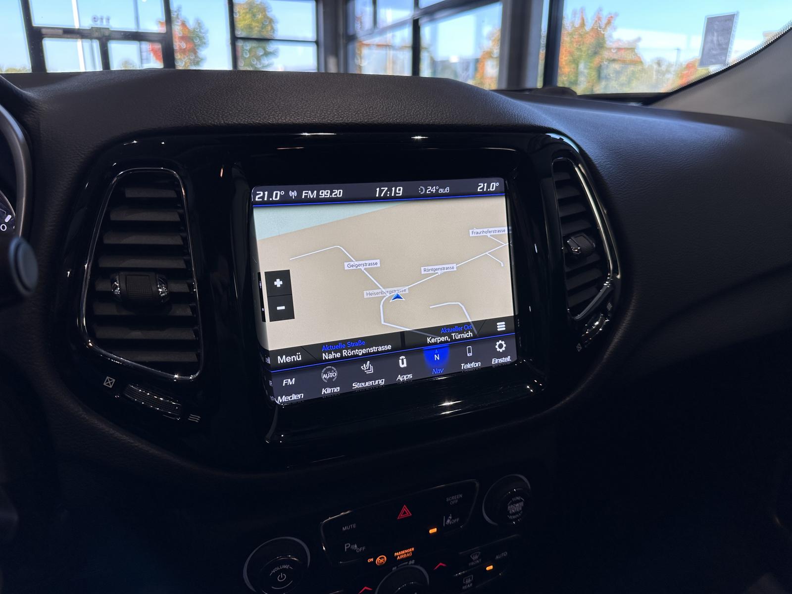 Jeep Compass Limited 4WD *AHK, NAVI, CARPLAY*