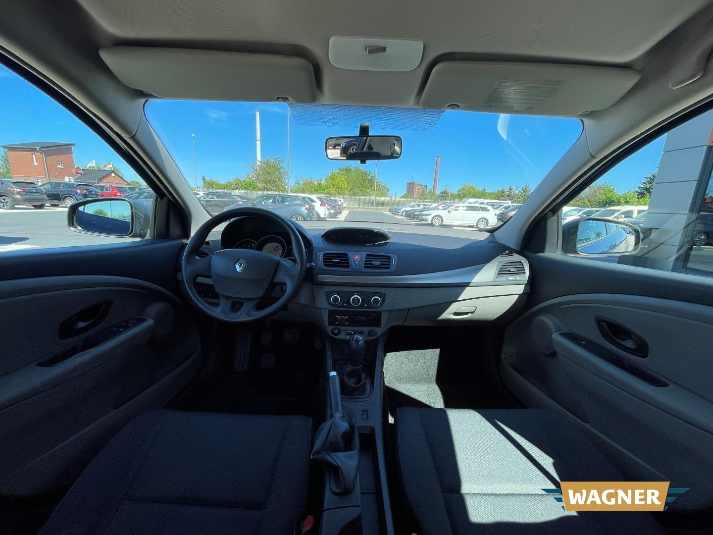 Fahrzeugabbildung Renault Megane III Authentique 1.6 Klima