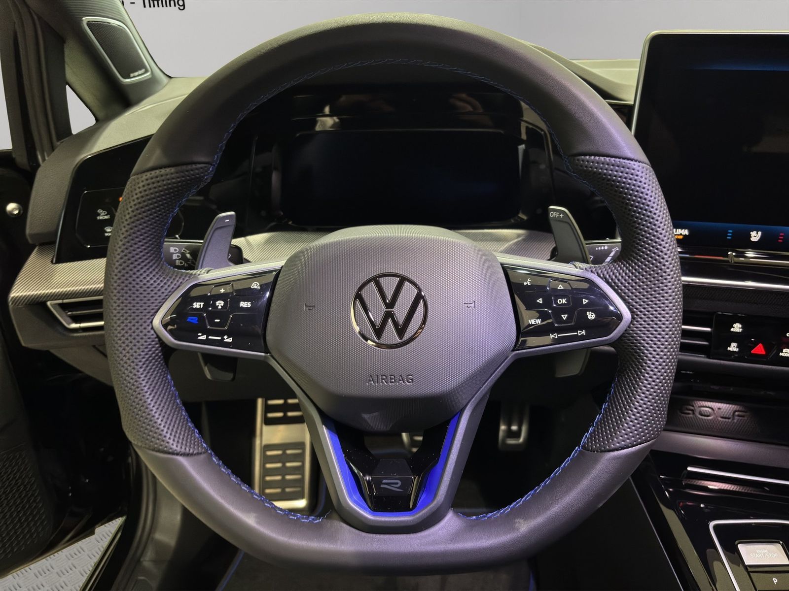 Volkswagen Golf VIII Variant R 2.0 TSI 4M Black ACC AHK LED foto 11