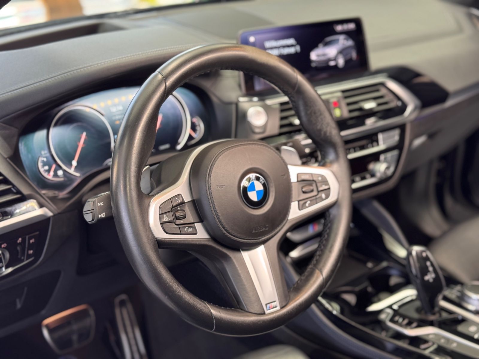 Fahrzeugabbildung BMW X4 M40 d |360°|HUD|PANORAMA|LED|DIG-TACHO|20"|