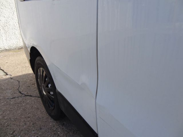 Fahrzeugabbildung Renault Trafic Kasten L2H2 3,0t Hochdach3-Sitzer/Klima/1