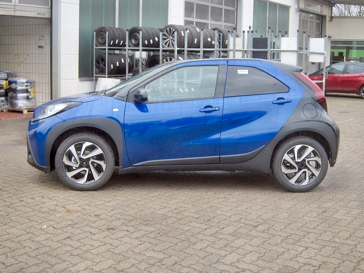 Toyota Aygo X 1.0 Teamplayer Klima SpurH, KAM