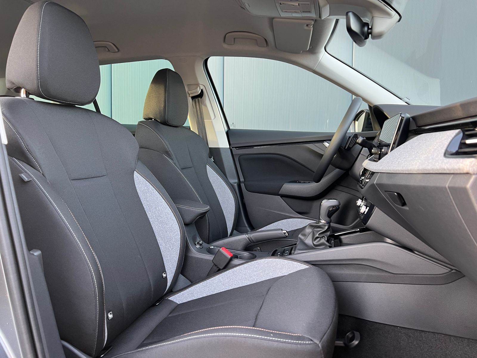 Fahrzeugabbildung SKODA Kamiq Drive 1.0 TSI DSG *AHK, Matrix, ACC, Smart