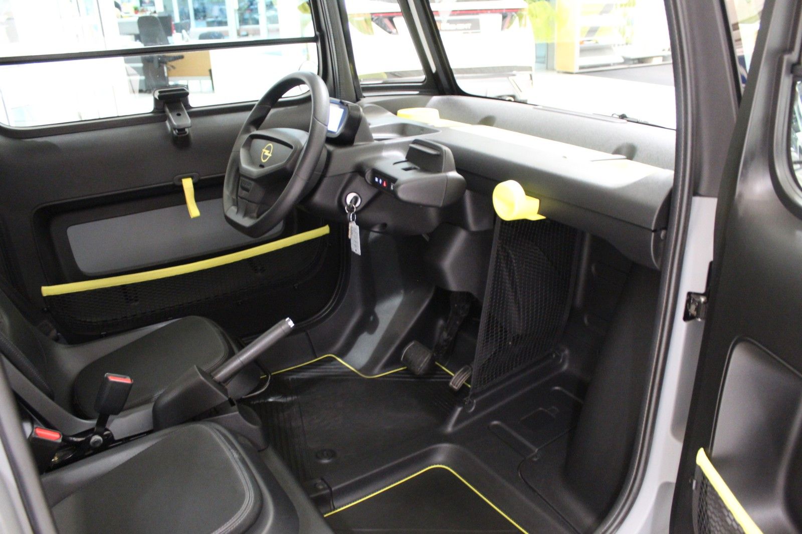 Fahrzeugabbildung Opel Rocks-e Tekno