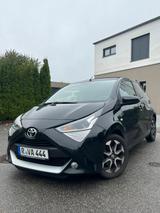 Toyota Aygo (X) 1,0-l-VVT-i x-play x-sky