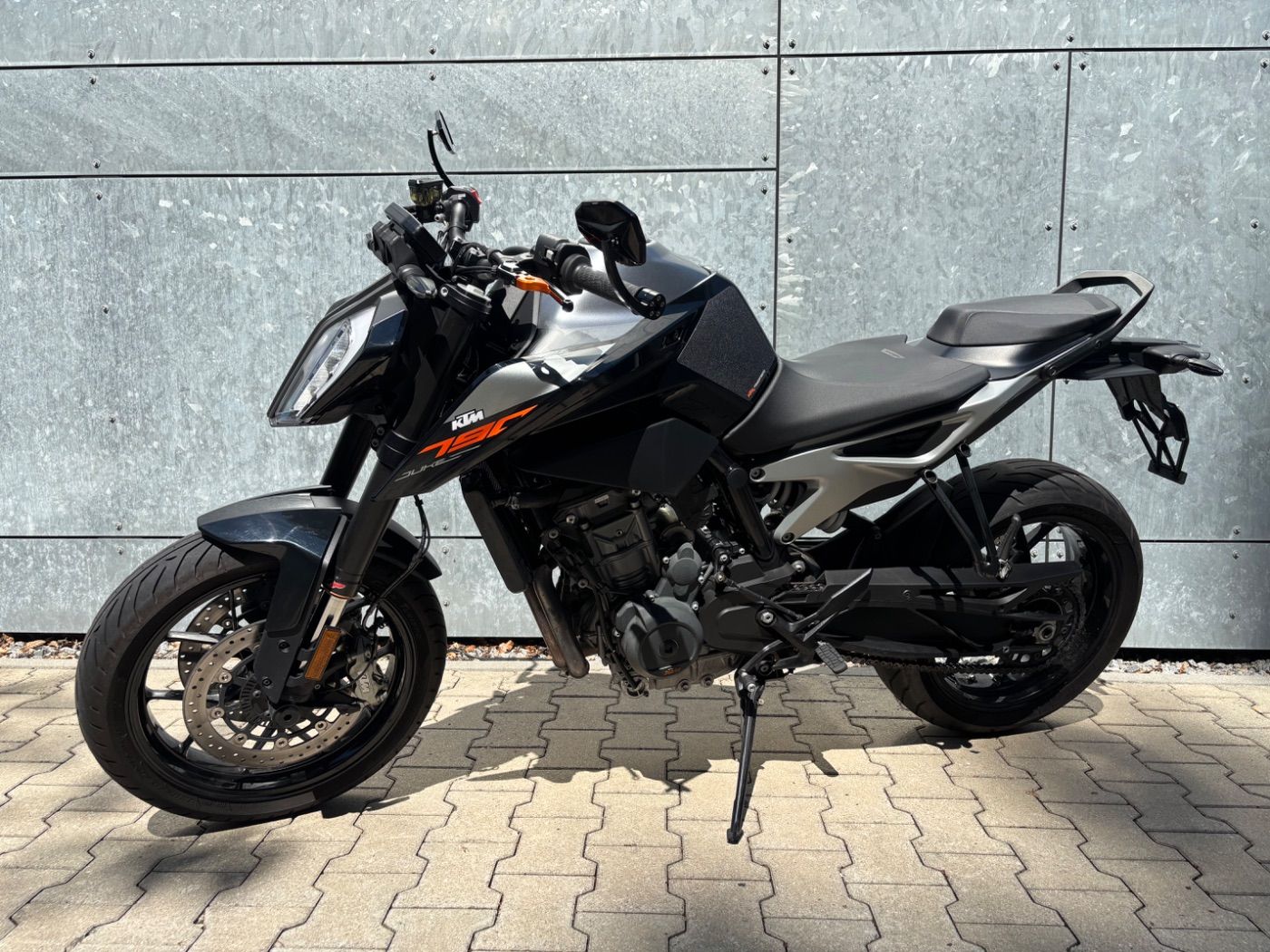 Fahrzeugabbildung KTM 790 Duke Quickshifter Lenkerendspiegel