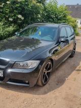 BMW 330d touring - - BMW 330 aus 2008: 330d
