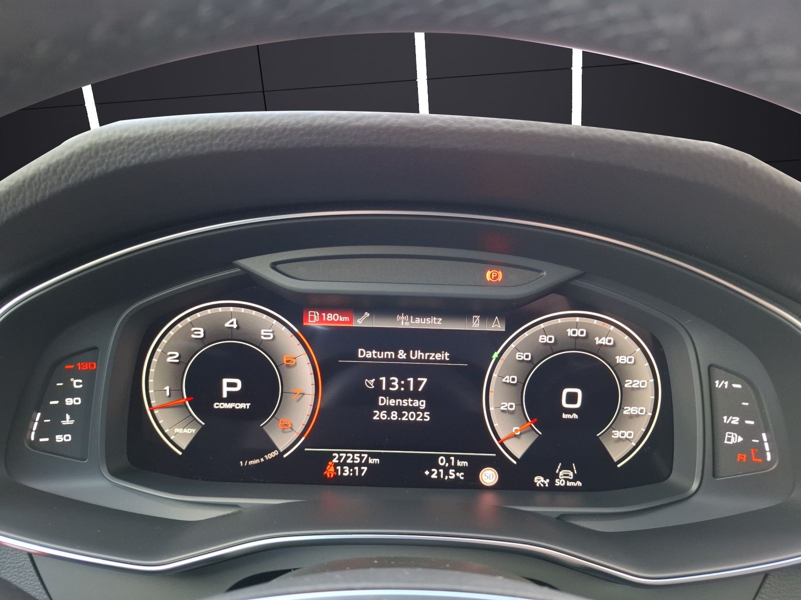 Fahrzeugabbildung Audi A6 Avant 55 TFSI sport quattro STH Matrix Luft A