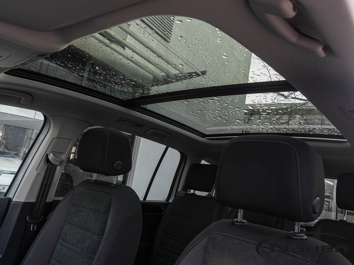 Volkswagen Touran - Bild 6