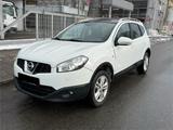 Nissan Qashqai+2 Panorama 2.0 Diesel - gebrauchte Nissan Qashqai+2 aus dem Jahr 2010