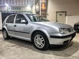 Volkswagen Golf 1.6 Automatik/Klimatronic/2Damenhand - Volkswagen Golf: Automat