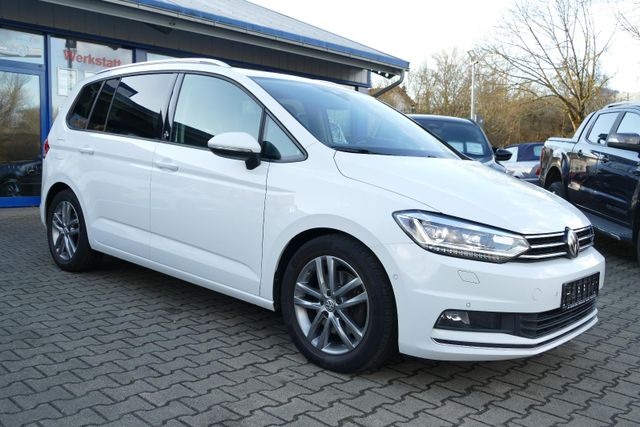 Volkswagen Touran Sound* STHZ*PANO*ACC*CAM***