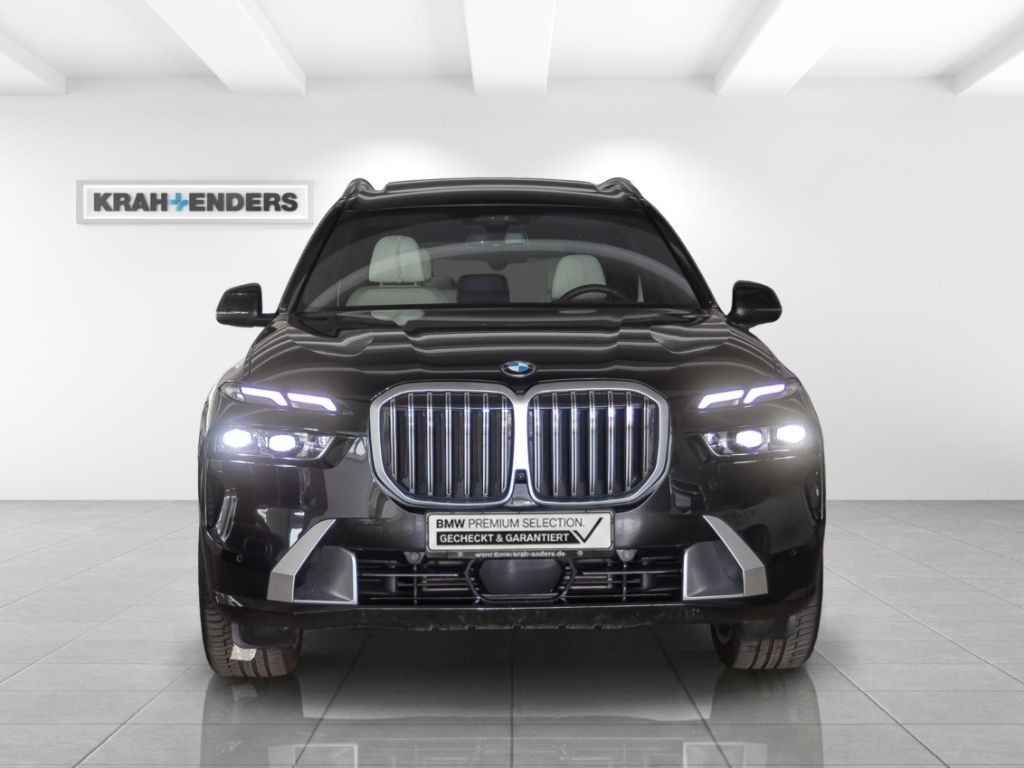 BMW X7 xDrive40d AHK Panorama Navi Leder HUD StandHZ foto 2
