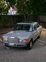 Mercedes-Benz W123 200  H-Kennzeichen  TÜV... - Mercedes-Benz 200 in München