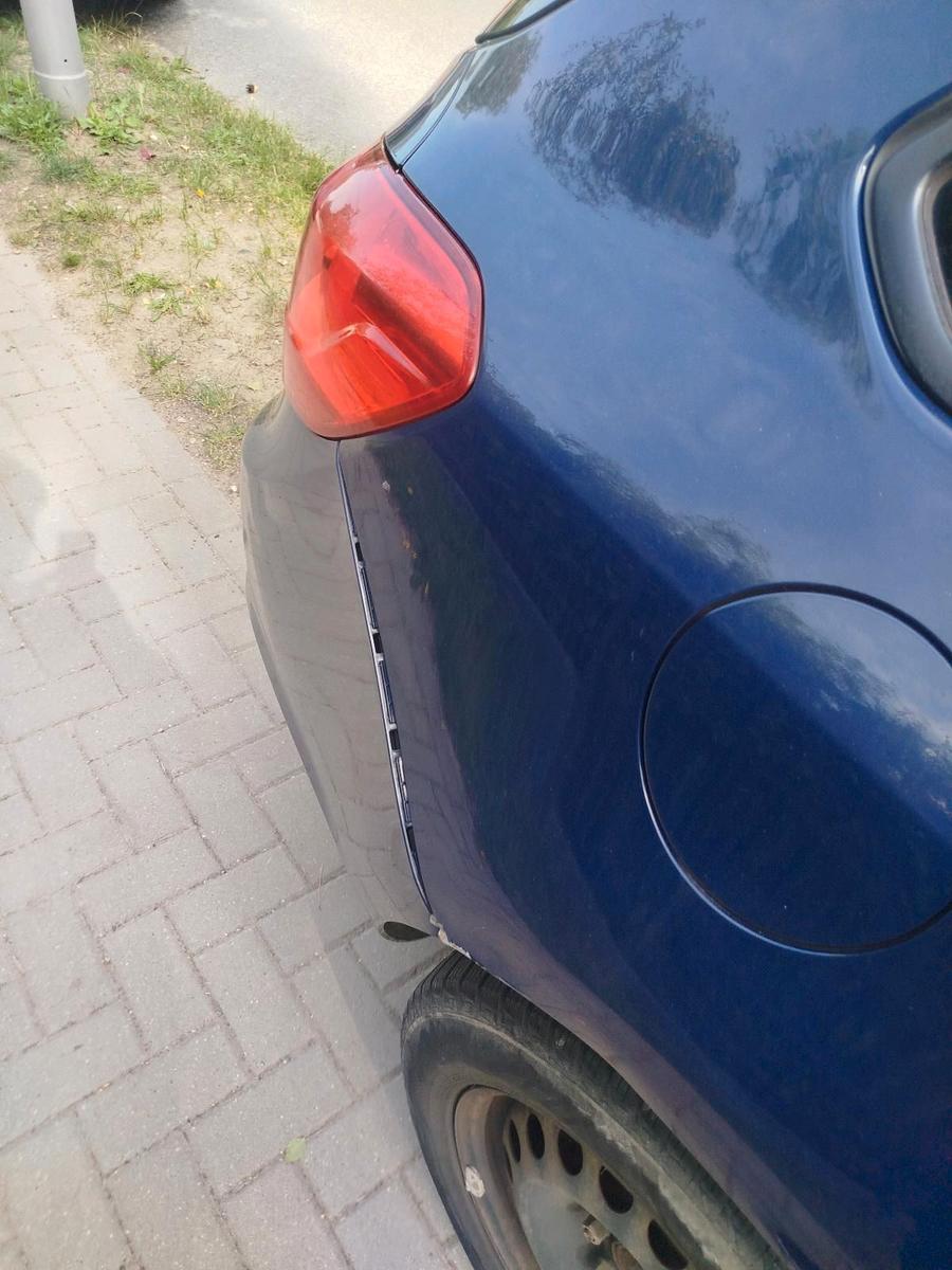 Opel Astra 2011 — photo 6