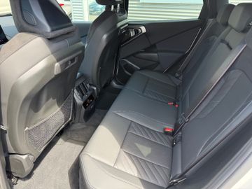 BMW X3 20 d xDrive M Sport+AHK+HeadUp+LED+MEM++