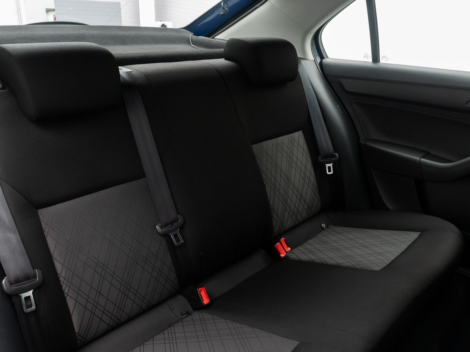 Fahrzeugabbildung SEAT Toledo 1.2 TSI 66kW BremsAss ABS Winterpaket LM