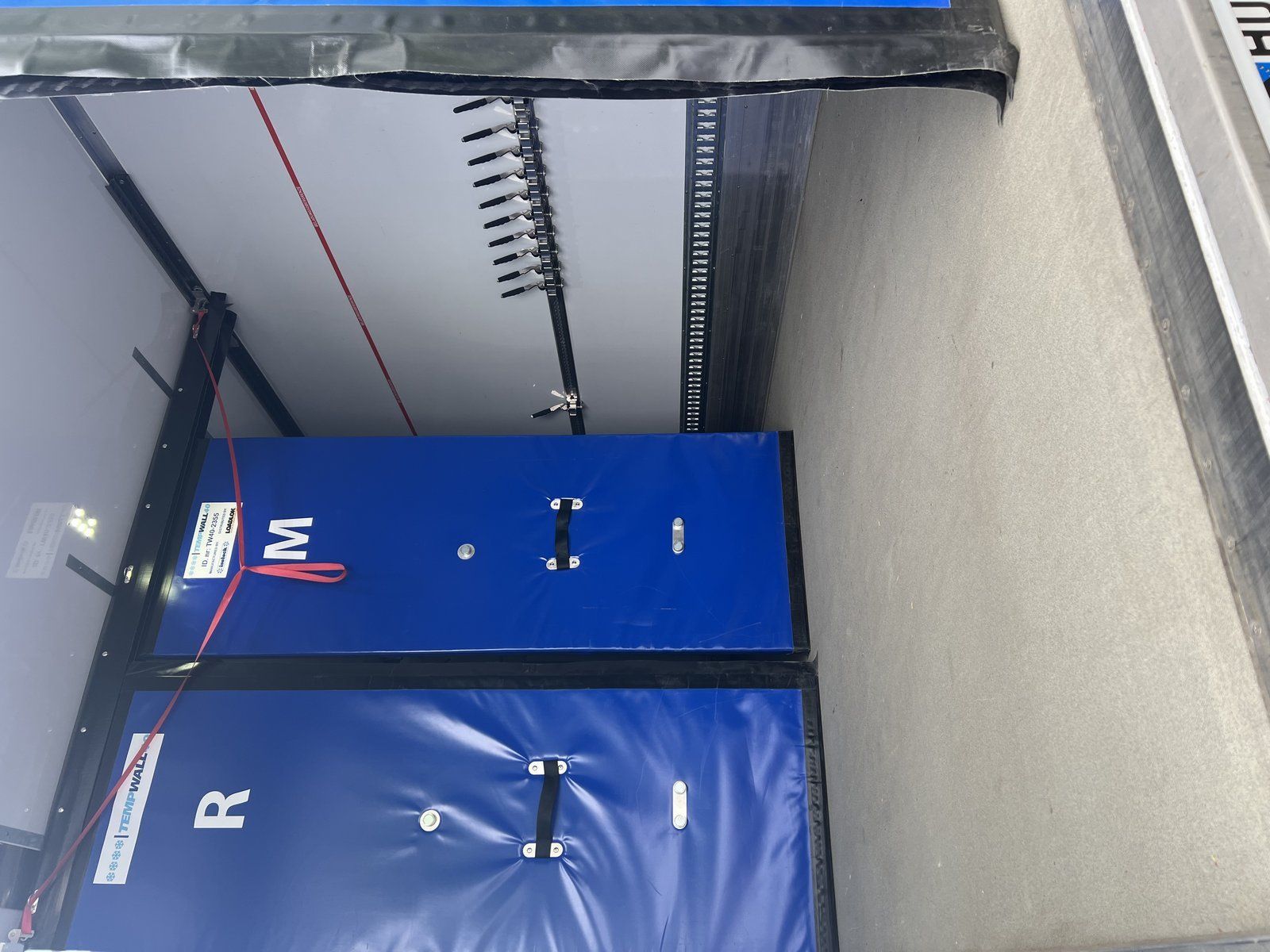 Fahrzeugabbildung Mercedes-Benz 1524 L Spier Althlet Thermo Carrier Supra LBW 2t