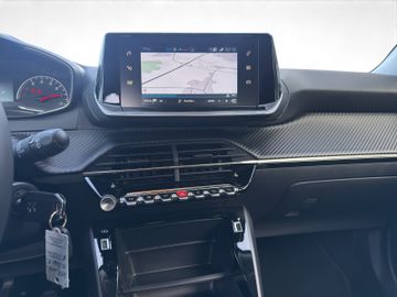 Peugeot 2008 1.2 PureTech 100 Active Kam.+Navi+SHZ+PDC