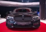 BMW 530 d M Paket Sport AHK LED DAB Pano 19 Zoll - BMW 530: M Paket