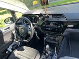 Volkswagen Touran 2.0 TDI SCR DSG Highline Highline - VW Touran Gebrauchtwagen in München