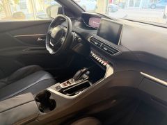 PEUGEOT 3008 1.2 PureTech 130 GT/NAVI/SHZ/CAM/FOCAL!